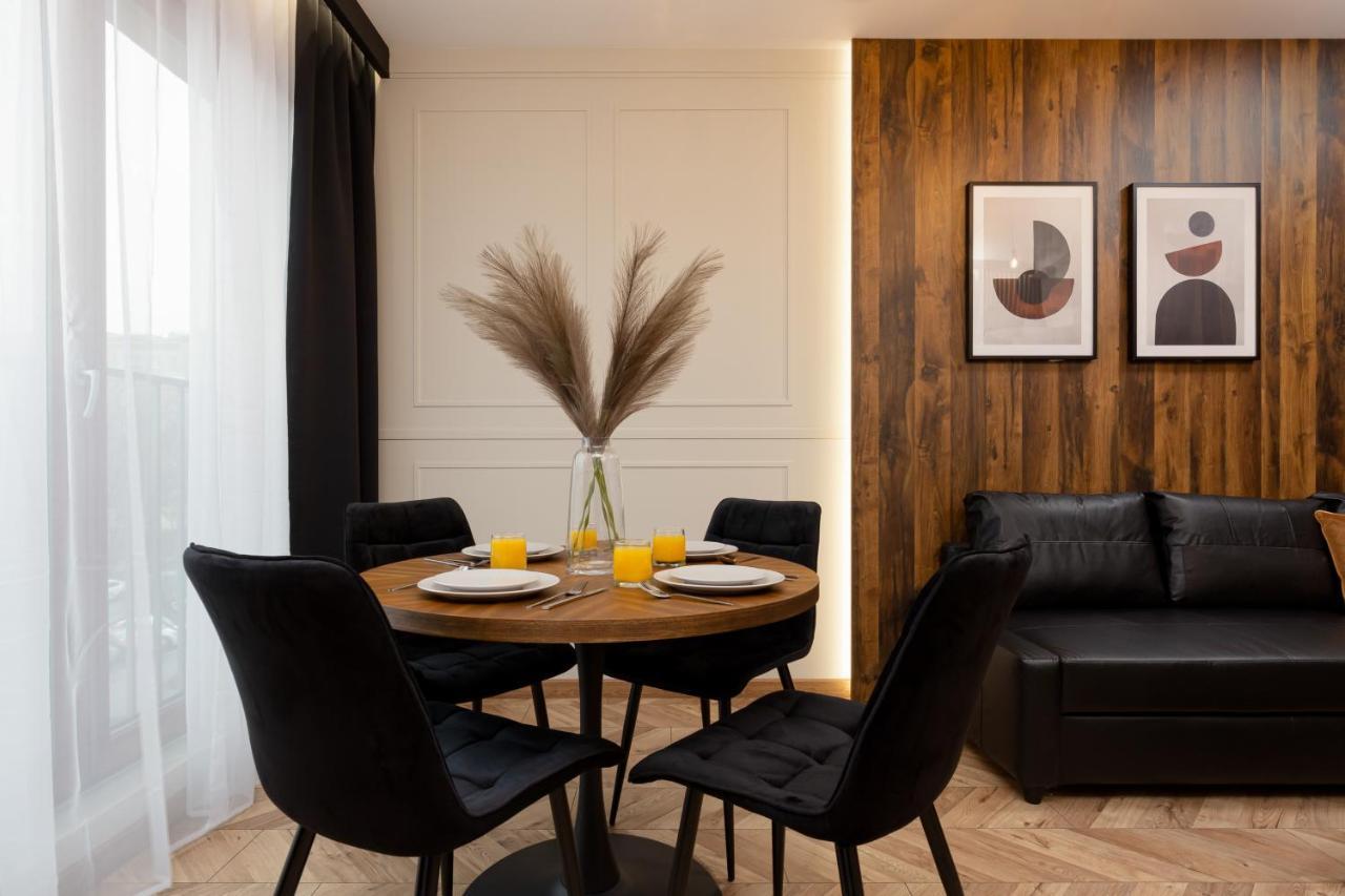 Awangarda Apartment Warsaw Ochota By Renters Prestige Buitenkant foto