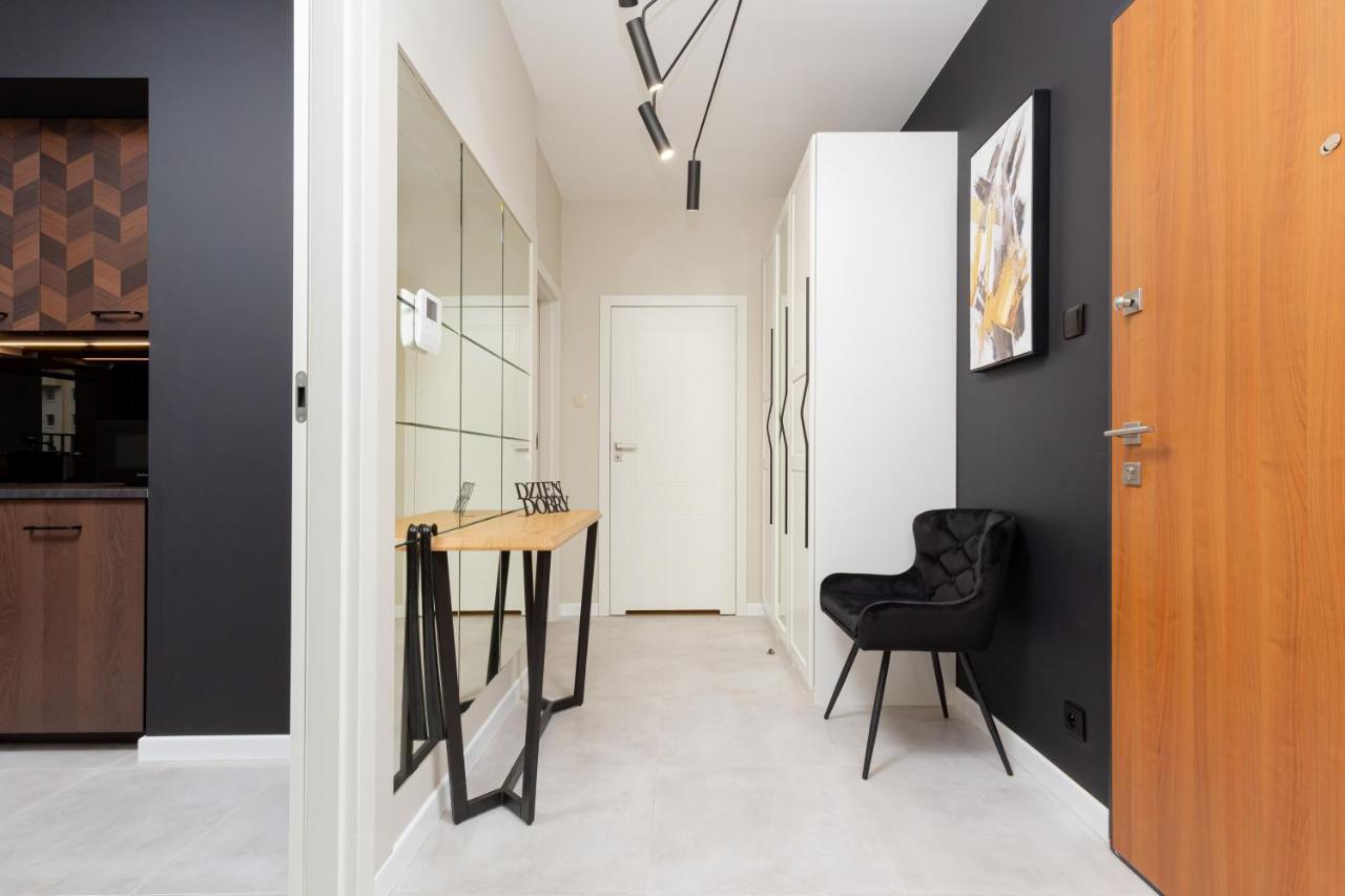 Awangarda Apartment Warsaw Ochota By Renters Prestige Buitenkant foto